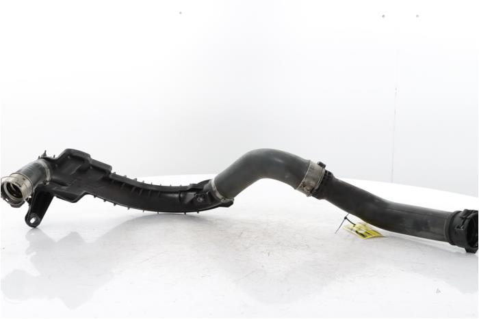 Gebrauchte Intercooler Schlauch Renault Megane III Berline (BZ) 1.4 16V TCe 130 Preis € 75,00 Margenregelung angeboten von Snuverink Autodemontage