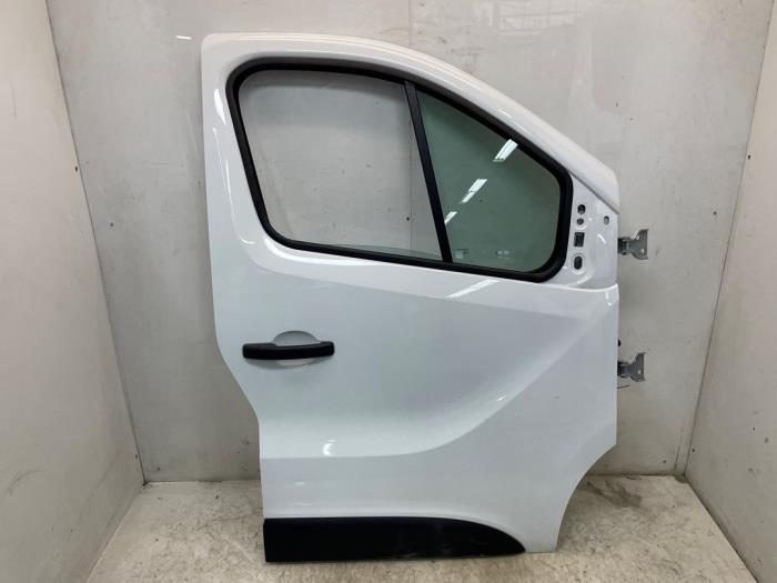 Begagnade Dörr, 2-dörrars, höger Renault Trafic (1FL/2FL/3FL/4FL) 2.0 dCi 16V 150 Pris € 598,95 Inklusive moms erbjuds av Snuverink Autodemontage