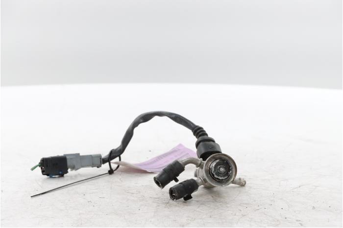 Usados Inyector Adblue Fiat Talento 2.0 EcoJet BiTurbo 145 Precio € 169,40 IVA incluido ofrecido por Snuverink Autodemontage