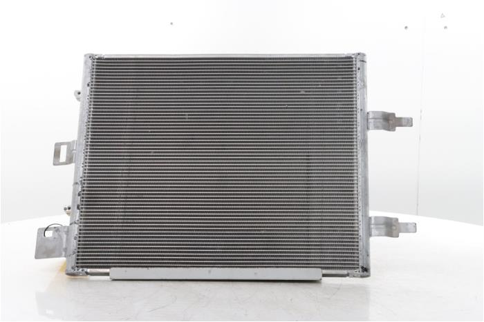 Begagnade Kondensor, luftkonditionering Renault 5 E-Tech electric 52 kWh Pris € 400,00 Marginaltabell erbjuds av Snuverink Autodemontage