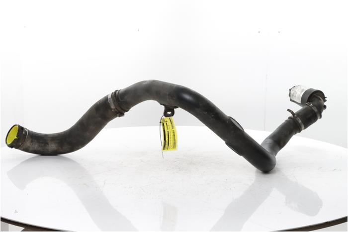 Gebrauchte Intercooler Schlauch Renault Master III (MA/MB/MC/MD/MH/MF/MG/MH) 2.3 dCi 16V Preis € 193,60 Mit Mehrwertsteuer angeboten von Snuverink Autodemontage