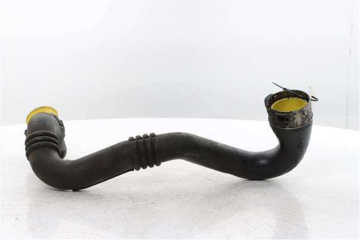 Gebrauchte Intercooler Schlauch Renault Master III (MA/MB/MC/MD/MH/MF/MG/MH) 2.3 dCi 16V Preis € 84,70 Mit Mehrwertsteuer angeboten von Snuverink Autodemontage