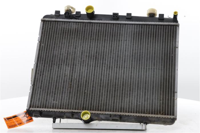 Usagé Radiateur Citroen C3 Aircross I (2C/2R) 1.2 e-THP PureTech 110 Prix € 45,00 Règlement à la marge proposé par Snuverink Autodemontage