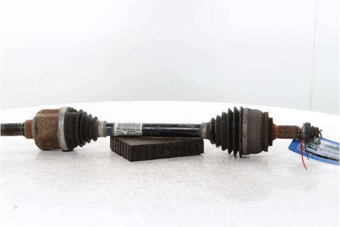 Begagnade Drivaxel, vänster fram Peugeot Expert (V1/VA/VB/VE/VF/VT/VY) 2.0 Blue HDi 145 16V Pris € 211,75 Inklusive moms erbjuds av Snuverink Autodemontage