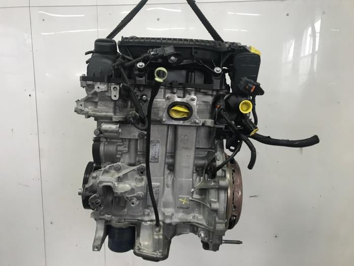 Usados Motor Peugeot 208 II (UB/UH/UP) 1.2 Vti 12V PureTech 75 Precio € 2.117,50 IVA incluido ofrecido por Snuverink Autodemontage