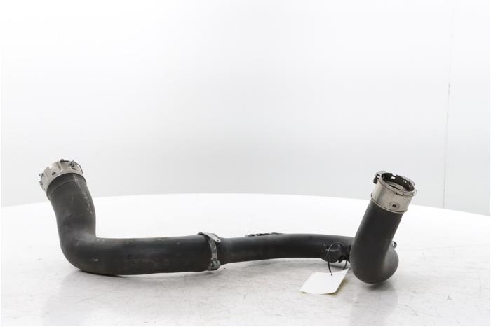 Gebrauchte Intercooler Schlauch Renault Captur II (RJB) 1.0 TCe 90 12V Preis € 75,00 Margenregelung angeboten von Snuverink Autodemontage