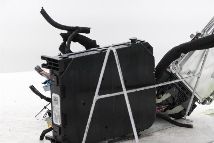 Engine management computer from a Opel Corsa F (UB/UH/UP) 1.2 Turbo 12V 100 Hybrid 2024