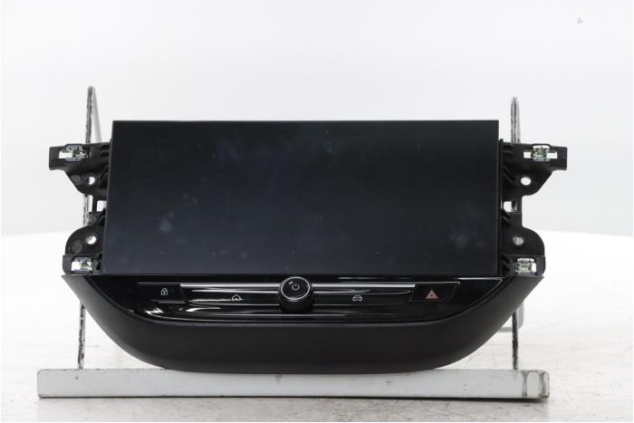Begagnade Innerdisplay Opel Corsa F (UB/UH/UP) 1.2 Turbo 12V 100 Hybrid Pris € 350,90 Inklusive moms erbjuds av Snuverink Autodemontage