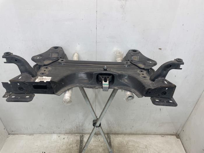 Begagnade Underram Opel Corsa F (UB/UH/UP) 1.2 Turbo 12V 100 Hybrid Pris € 90,75 Inklusive moms erbjuds av Snuverink Autodemontage