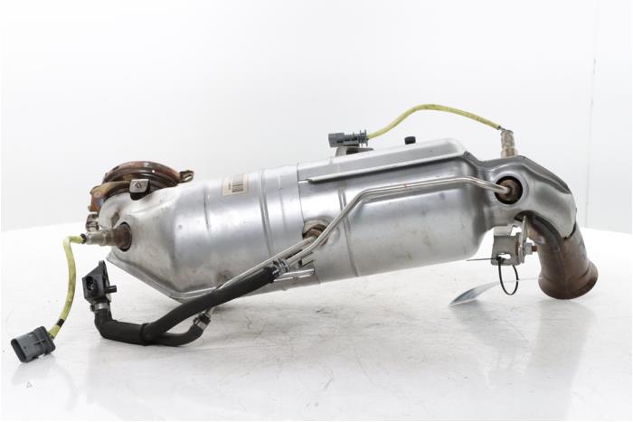 Katalysator van een Peugeot 208 II (UB/UH/UP) 1.2 Vti 12V PureTech 100 2024