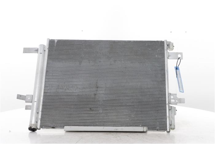 Begagnade Kondensor, luftkonditionering Peugeot 308 SW (F4/FC/FN/FR) 1.2 PureTech Hybrid 136 Pris € 175,00 Marginaltabell erbjuds av Snuverink Autodemontage