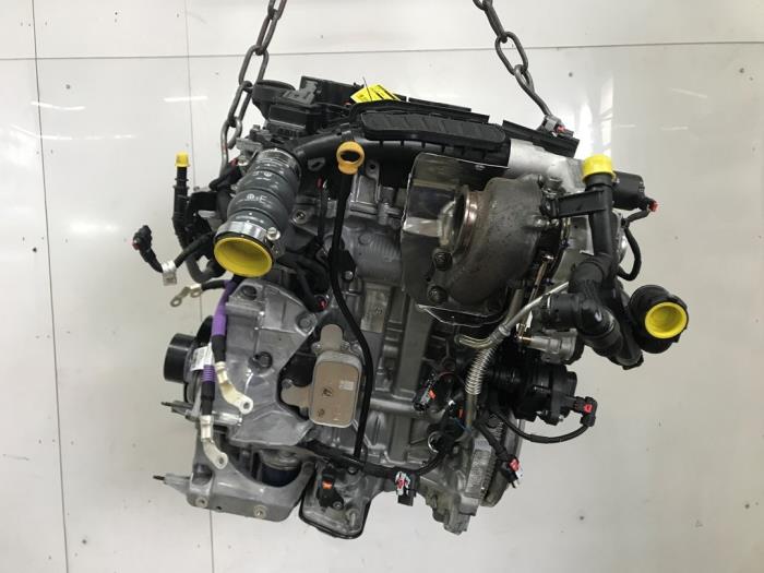 Used Engine Fiat Grande Panda (325) 1.2 Hybrid Price € 3.327,50 Inclusive VAT offered by Snuverink Autodemontage