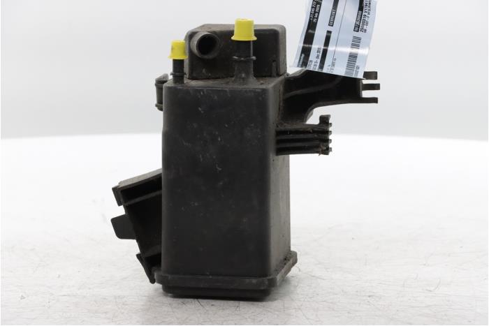 Gebrauchte Kohlenstofffilter Peugeot 308 SW (L4/L9/LC/LJ/LR) 1.2 12V e-THP PureTech 130 Preis € 75,00 Margenregelung angeboten von Snuverink Autodemontage