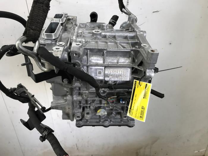 Used Engine Renault Master IV E-Tech electric 87 kWh Price on request offered by Snuverink Autodemontage