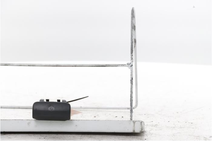 Gebrauchte Handbremse Schalter Citroen C4 Picasso (UD/UE/UF) 2.0 16V Autom. Preis € 75,00 Margenregelung angeboten von Snuverink Autodemontage