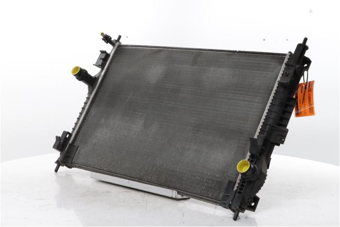Kühler van een Citroën C4 Picasso (3D/3E) 1.2 12V PureTech 130 2015