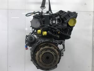 Motor van een Peugeot 3008 I (0U/HU) 1.6 VTI 16V 2010