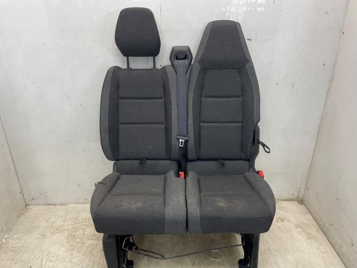 Używane Fotel prawy Renault Master IV 2.0 Blue dCi 130 Cena € 363,00 Z VAT oferowane przez Snuverink Autodemontage