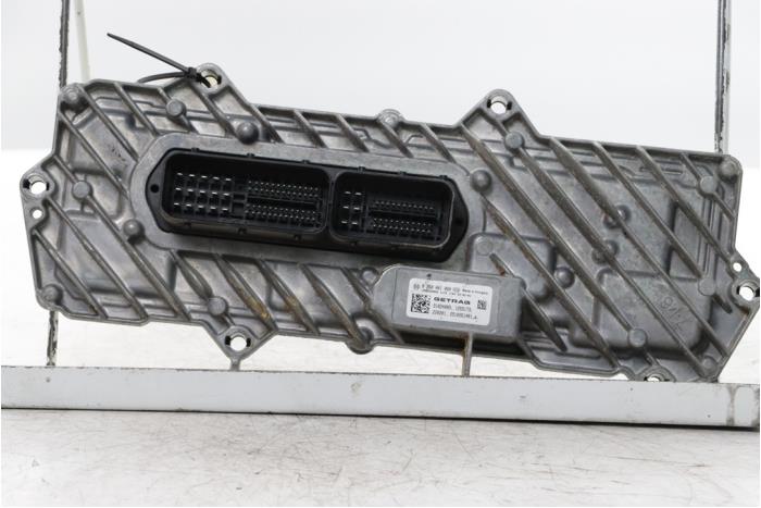 Used Automatic gearbox computer Renault Arkana (RJLL) 1.3 Mild Hybrid 160 16V Price € 285,00 Margin scheme offered by Snuverink Autodemontage