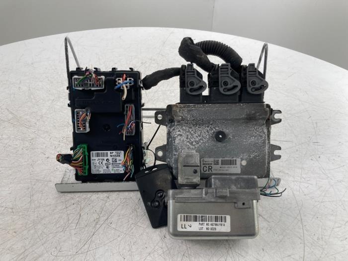 Used Engine management computer Renault Koleos I 2.5 16V Price € 350,00 Margin scheme offered by Snuverink Autodemontage