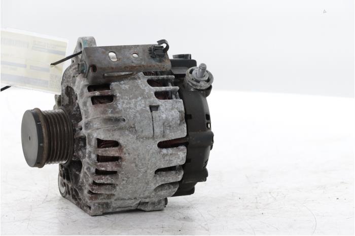 Dynamo from a Renault Koleos I 2.5 16V 2008