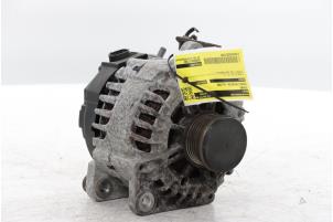 Dynamo from a Renault Koleos I 2.5 16V 2008