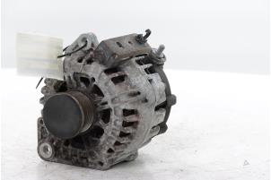 Dynamo from a Renault Koleos I 2.5 16V 2008