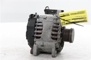 Dynamo from a Renault Koleos I 2.5 16V 2008