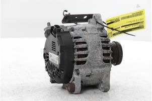 Dynamo from a Renault Koleos I 2.5 16V 2008