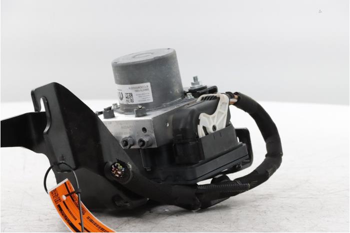 Begagnade ABS-pump Citroen C3 (CB/CC) 1.2 PureTech 100 Pris € 332,75 Inklusive moms erbjuds av Snuverink Autodemontage