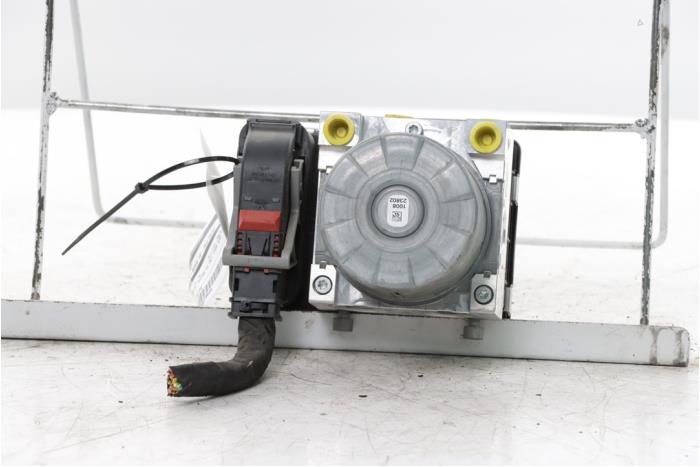 Begagnade ABS-pump BMW 1 serie (F40) 118i 1.5 TwinPower 12V Pris € 495,00 Marginaltabell erbjuds av Snuverink Autodemontage