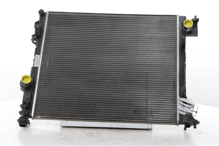Usagé Radiateur Nissan Qashqai (J11) 1.2 DIG-T 16V Prix € 165,00 Règlement à la marge proposé par Snuverink Autodemontage