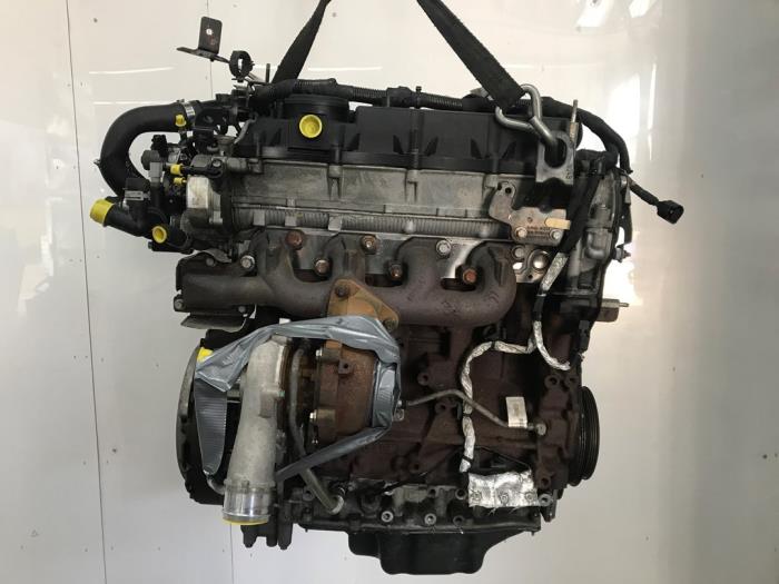 Engine from a Peugeot Boxer (U9) 2.2 HDi 110 Euro 5 2013