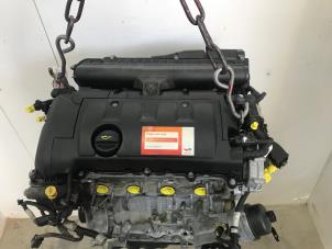 Engine from a Citroën DS4 (NX) 1.6 16V VTi 120 2014