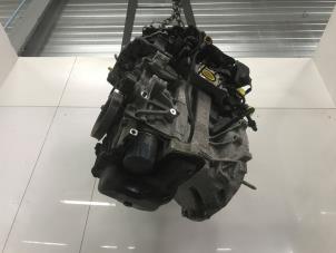 Engine from a Peugeot 208 I (CA/CC/CK/CL) 1.2 Vti 12V PureTech 82 2014