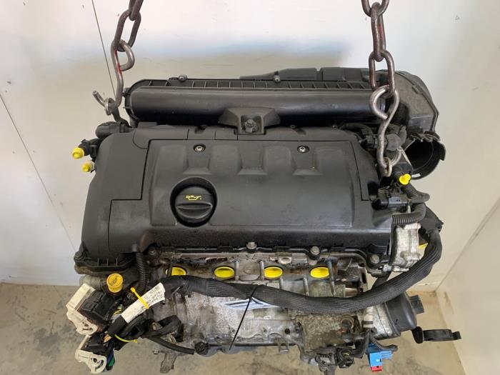 Motor van een Peugeot 2008 (CU) 1.6 VTI 16V 2014