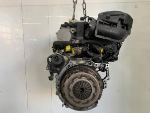 Motor van een Peugeot 2008 (CU) 1.6 VTI 16V 2014