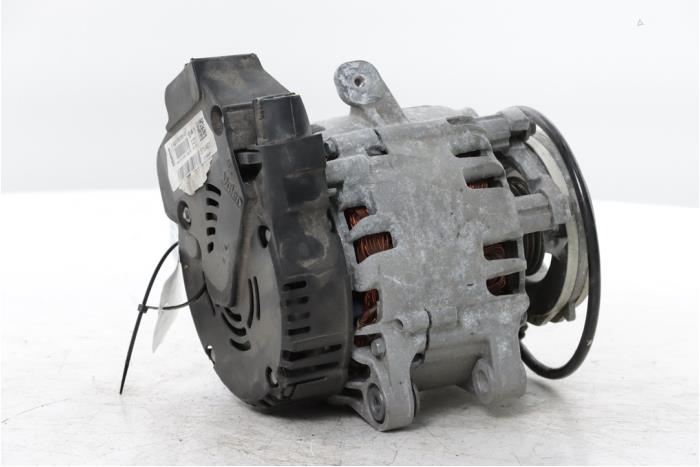 Dynamo van een Peugeot 508 (F3/FB/FH/FP) 1.6 16V Hybrid 225 2022