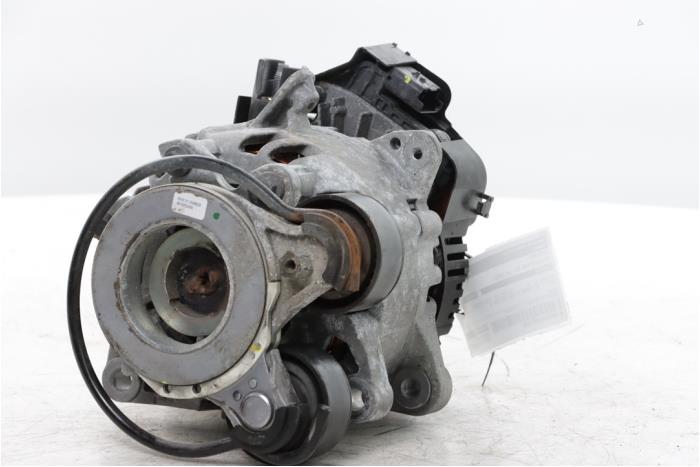 Dynamo van een Peugeot 508 (F3/FB/FH/FP) 1.6 16V Hybrid 225 2022