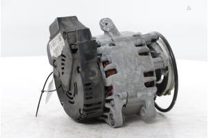 Dynamo van een Peugeot 508 (F3/FB/FH/FP) 1.6 16V Hybrid 225 2022