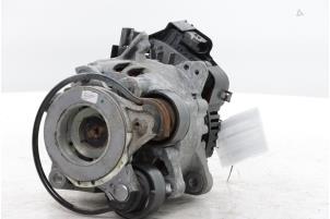 Dynamo van een Peugeot 508 (F3/FB/FH/FP) 1.6 16V Hybrid 225 2022