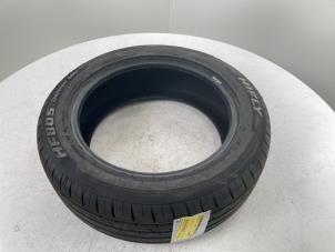 Opona z Peugeot 207 CC (WB) 1.6 16V