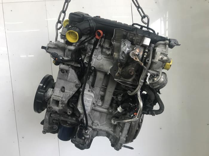 Używane Silnik Peugeot 2008 (CU) 1.2 12V e-THP PureTech 110 Cena € 1.750,00 Procedura marży oferowane przez Snuverink Autodemontage