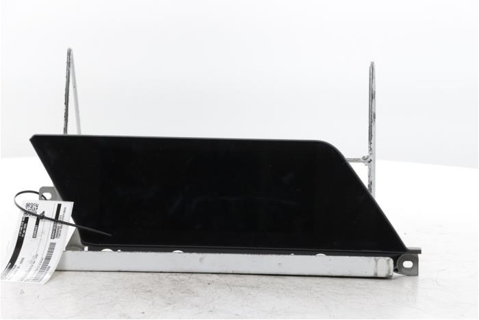 Begagnade Innerdisplay BMW 1 serie (F40) 118i 1.5 TwinPower 12V Pris € 585,00 Marginaltabell erbjuds av Snuverink Autodemontage