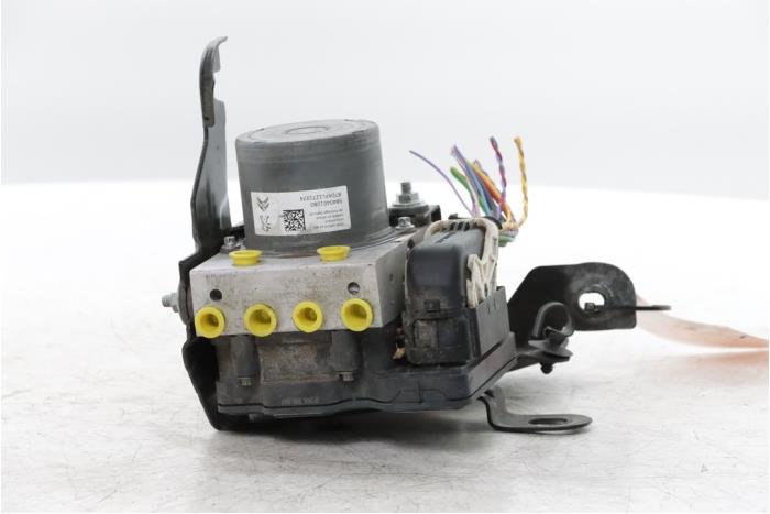 Begagnade ABS-pump Citroen Jumpy 2.0 Blue HDI 145 Pris € 423,50 Inklusive moms erbjuds av Snuverink Autodemontage
