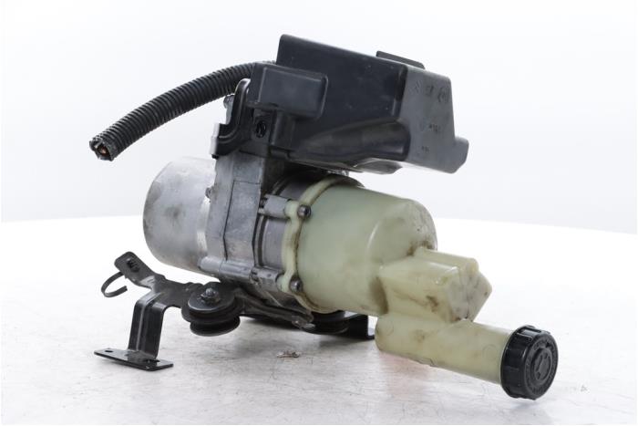 Usagé Pompe de direction Citroen Jumpy 2.0 Blue HDI 145 Prix € 544,50 Prix TTC proposé par Snuverink Autodemontage