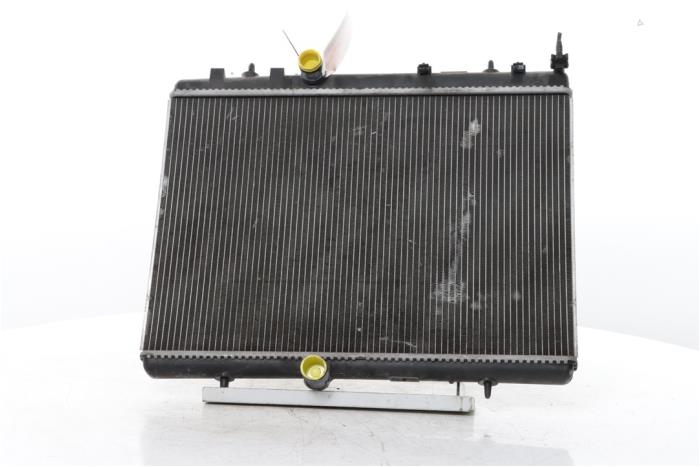 Usagé Radiateur Citroen C4 Coupé (LA) 1.6 HDi 16V 110 Prix € 40,00 Règlement à la marge proposé par Snuverink Autodemontage