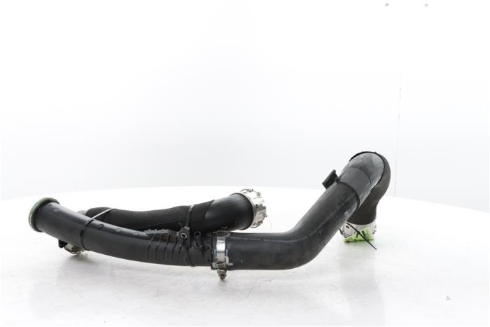 Intercooler Schlauch van een Opel Grandland (OV64) 1.2 Turbo 12V Hybrid 136 2025