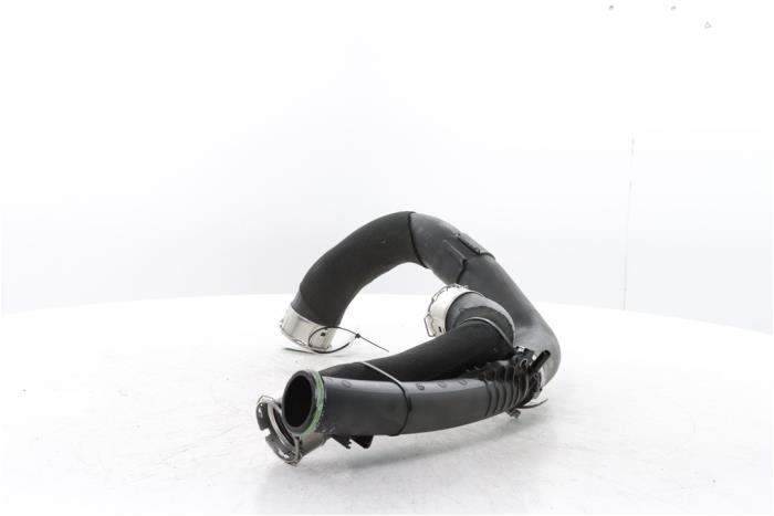 Intercooler Schlauch van een Opel Grandland (OV64) 1.2 Turbo 12V Hybrid 136 2025