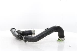 Intercooler Schlauch van een Opel Grandland (OV64) 1.2 Turbo 12V Hybrid 136 2025
